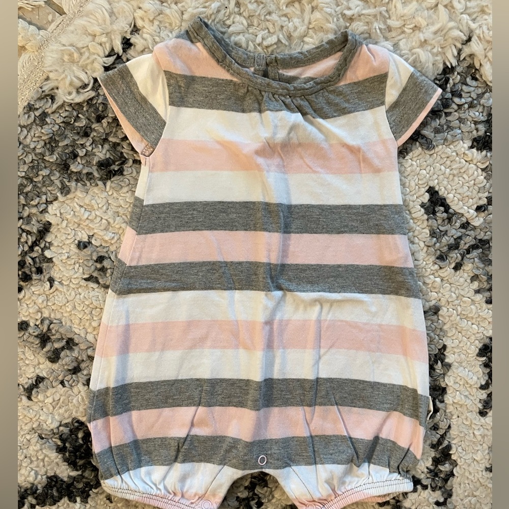 🐝Burt’s Bees Romper🐝